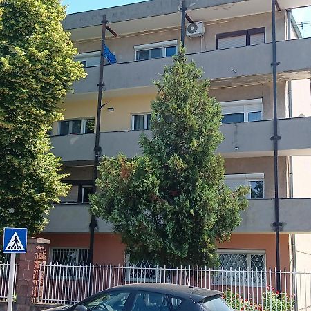 Apartamento Dávid apartman Siófok Exterior foto